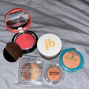 Jecca Blac Gold touch eyeshadow blush